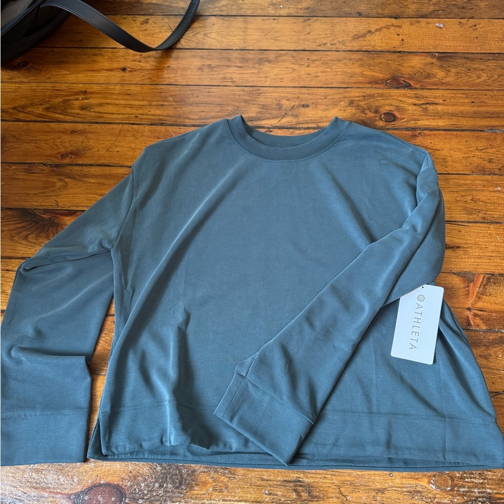 Athleta Women’s Seasoft Crewneck Sweatshirt